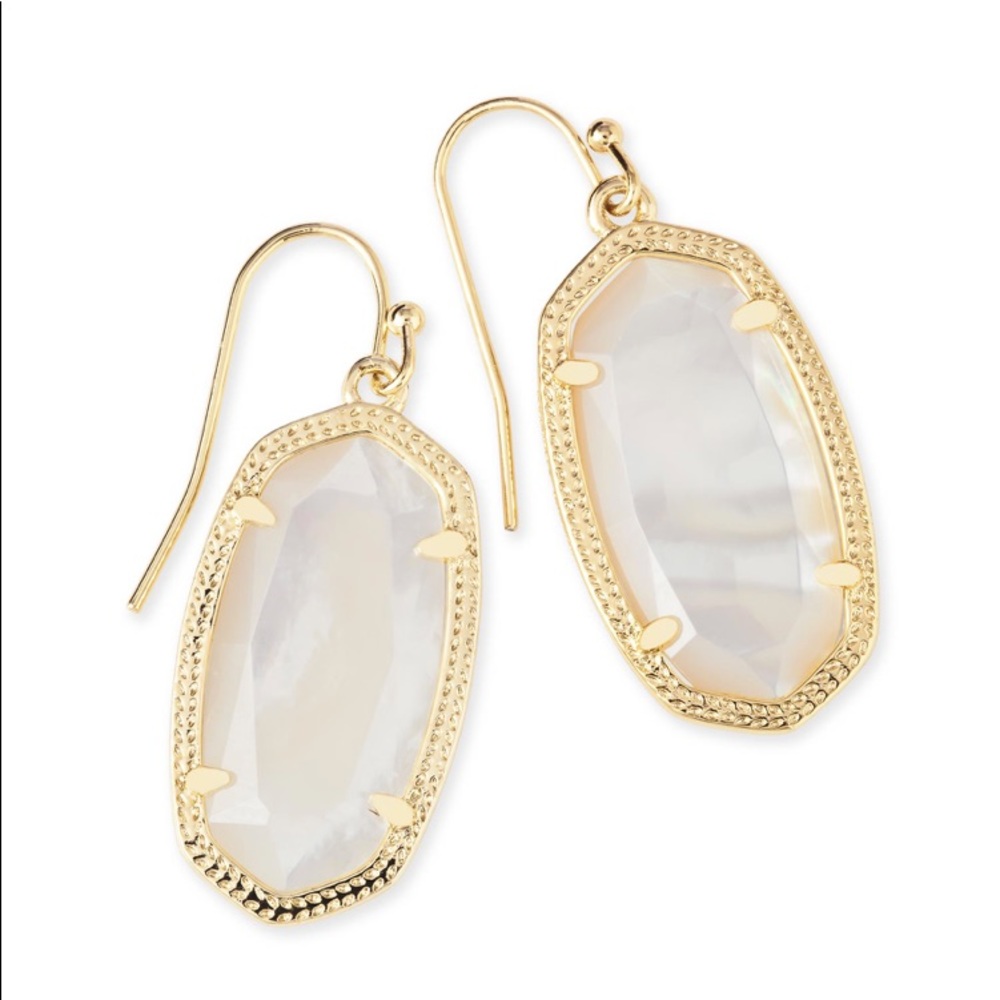 Kendra Scott Dani Earrings in Ivory Pearl